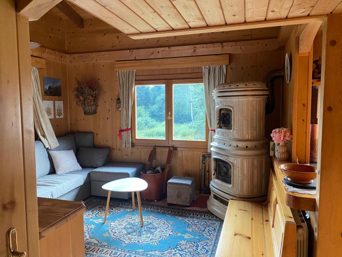 Chalet Joen Ski & Bike อันดาโล ภายนอก รูปภาพ